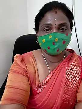 Snapshot of Tamil_Kavitha10 chatting on September 15, 7:21 pm Tamil Kavitha10 online show from September 15, 7:21 pm