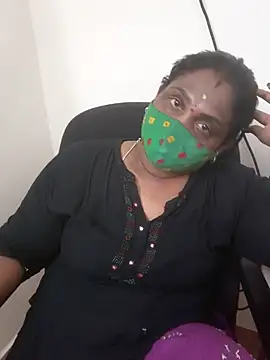 Snapshot of Tamil_Kavitha10 chatting on September 16, 7:22 pm Tamil Kavitha10 online show from September 16, 7:22 pm