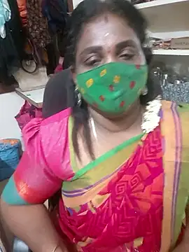 Snapshot of Tamil_Kavitha10 chatting on October 7, 6:01 pm Tamil Kavitha10 online show from October 7, 6:01 pm