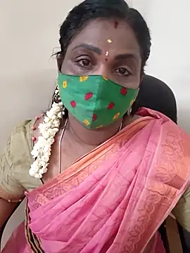 Snapshot of Tamil_Kavitha10 chatting on October 6, 5:51 pm Tamil Kavitha10 online show from October 6, 5:51 pm