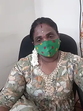 Snapshot of Tamil_Kavitha10 chatting on October 1, 4:45 pm Tamil Kavitha10 online show from October 1, 4:45 pm