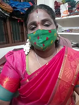Snapshot of Tamil_Kavitha10 chatting on October 18, 5:15 pm Tamil Kavitha10 online show from October 18, 5:15 pm