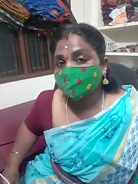 Snapshot of Tamil_Kavitha10 chatting on October 17, 5:05 pm Tamil Kavitha10 online show from October 17, 5:05 pm