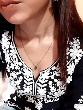 siya rani67 online show from May 5, 6:33 pm