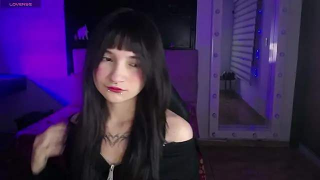  Charlotte Collins  online show from February 10, 3:26 pm