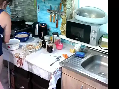 Natalia2504 online show from September 24, 1:43 pm