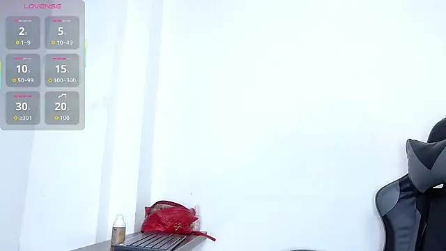 Miaa Rosse online show from November 29, 12:20 pm