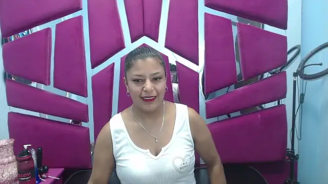 Carolina Suarez  online show from November 18, 1:39 am