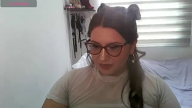 Vesper Vixen online show from October 1, 2:33 pm