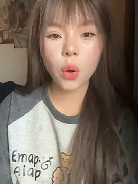 SarahBeii online show from December 22, 3:42 am