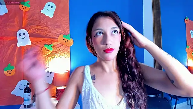 Snapshot of Grettel_w chatting on October 21, 7:40 pm Grettel w online show from October 21, 7:40 pm