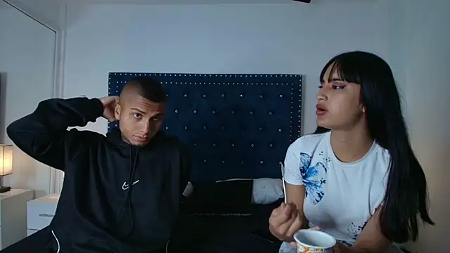 Damian and roxanne online show from July 14, 12:43 pm