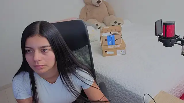 valerihouse online show from February 11, 12:25 am