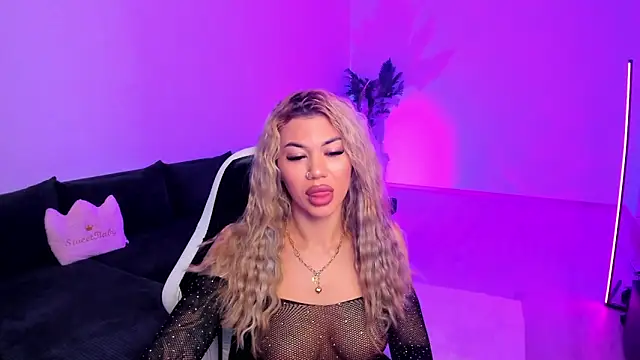 xPuka online show from March 17, 5:06 pm