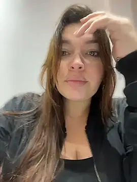 sarahreyess 11 online show from May 19, 10:22 am