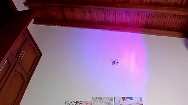 hellzel moon online show from July 1, 3:28 am