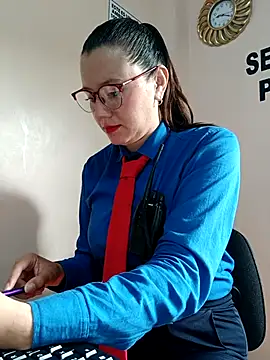 Hannah-colx online show from September 30, 1:17 pm