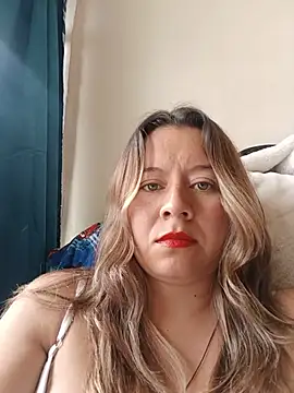 Hannah-colx online show from July 17, 4:32 pm