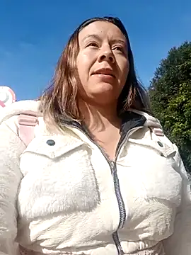 Hannah-colx online show from July 20, 1:13 pm