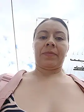 Hannah-colx online show from June 20, 4:32 pm