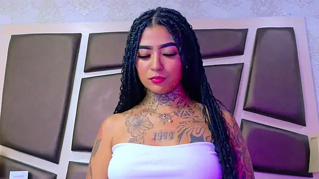 EmilieLake online show from July 10, 7:36 pm
