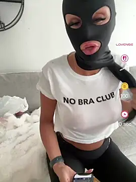 swedishbaddie online show from June 14, 11:32 am
