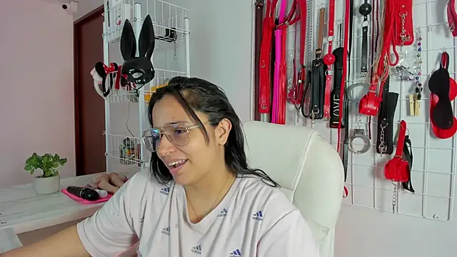  adahara queen online show from November 22, 4:04 am