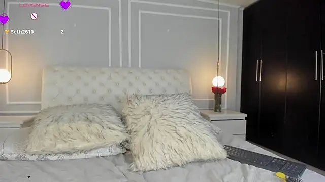 violeta olsen online show from June 17, 7:26 pm