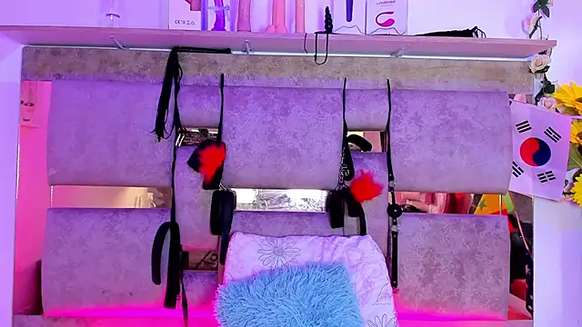 Natasha-Adams online show from July 15, 9:08 pm