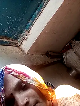 Payal950 online show from November 28, 7:11 am