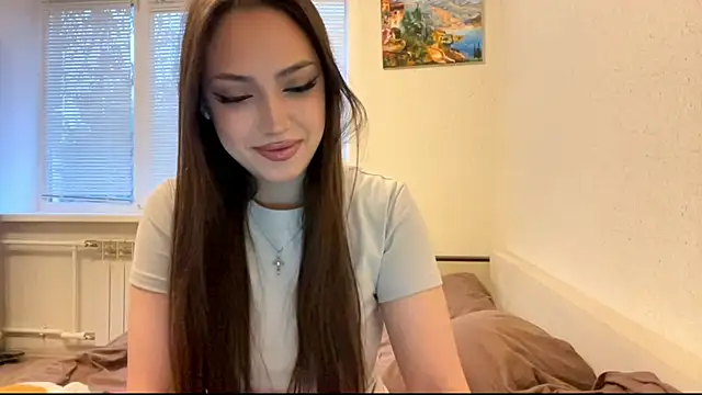 Leaf Unto online show from October 27, 12:01 pm