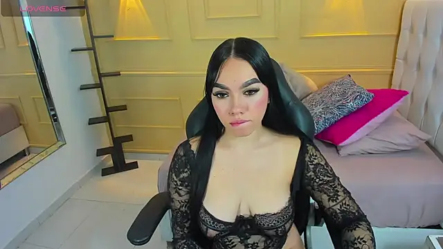 MOLLYSPENCER1 online show from June 25, 6:42 pm