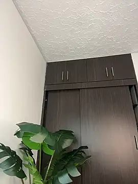 NaughtyNinnaXXX online show from February 9, 7:38 pm