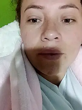  honey12 online show from January 6, 10:30 am