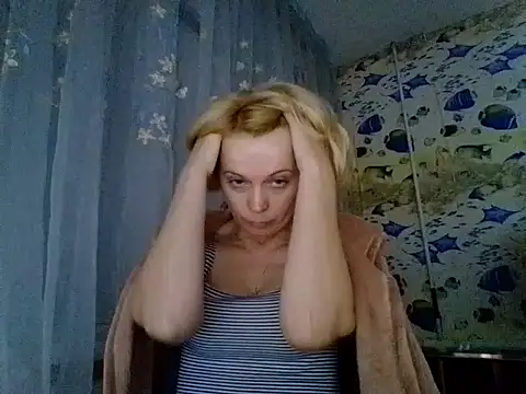 Snapshot of LiluXRose chatting on September 18, 8:51 pm LiluXRose online show from September 18, 8:51 pm