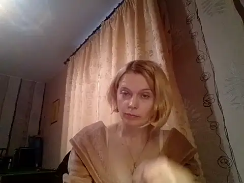 LiluXRose online show from October 21, 1:48 pm