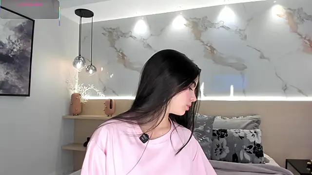 SolAvelar online show from June 21, 1:20 am
