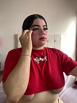 Kuromy x online show from February 8, 7:06 pm