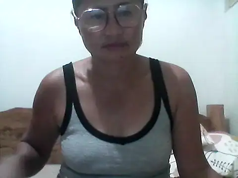 nathalie0045 online show from July 21, 10:49 am