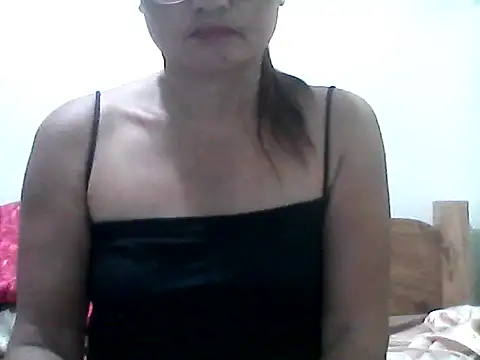 nathalie0045 online show from June 14, 9:20 am