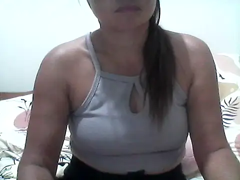 nathalie0045 online show from July 5, 2:12 pm
