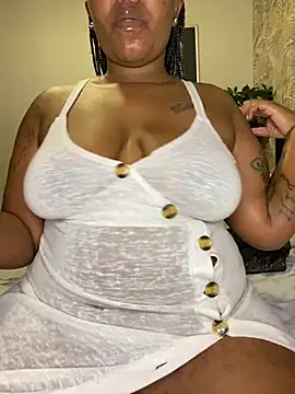 fatpussydallx online show from April 28, 2:38 am