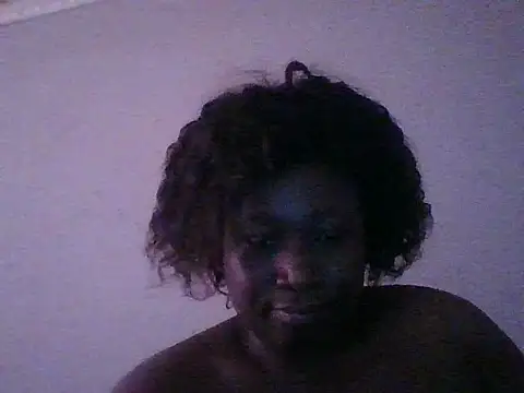 Snapshot of ASSQUEEN37Xx chatting on September 16, 7:49 am ASSQUEEN37Xx online show from September 16, 7:49 am
