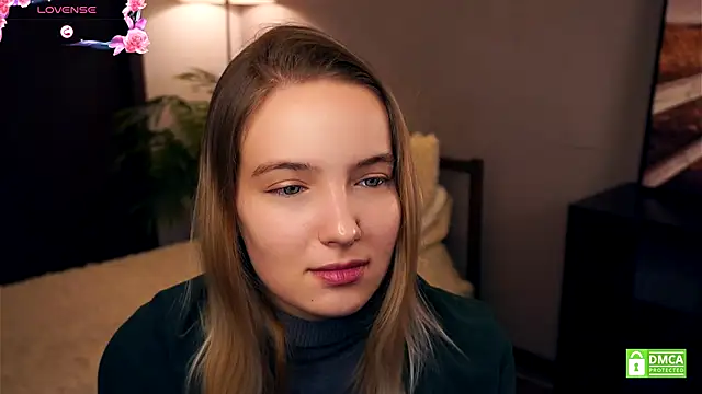 HongTomczak online show from October 7, 8:19 am