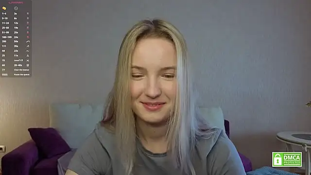 HongTomczak online show from July 14, 7:35 am