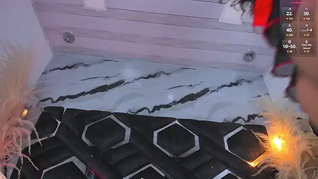 Zoe-Johnson  online show from December 20, 10:03 pm