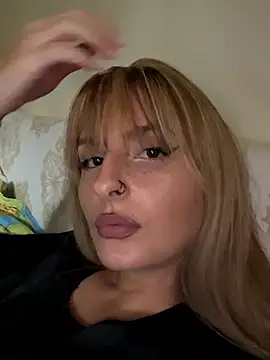 Sexy Bulgarian woman online show from November 4, 9:58 am