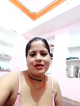 Snapshot of Sexi_savitri chatting on September 15, 4:21 am Sexi savitri online show from September 15, 4:21 am