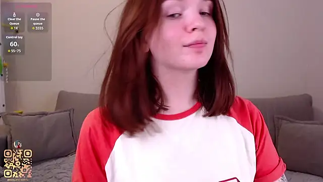 EvaJackson111 online show from October 7, 2:10 pm