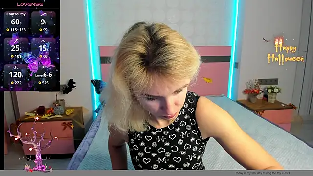 MeryMidnight online show from November 3, 6:28 am